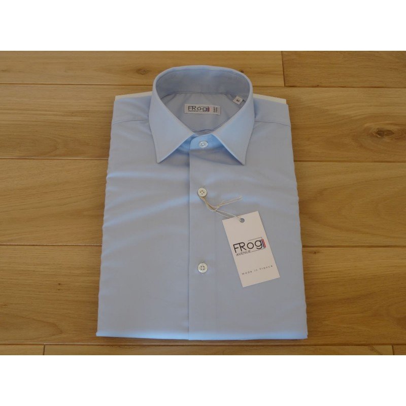Camicia pianura cielo blu, 100% cotone Camicia pianura cielo blu, 100% cotone